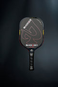 ProKennex Black Ace Avenger 11｜11mm 超薄型空氣動力球拍（Kinetic 專利防護、極致攻速、T700 原生碳纖維）