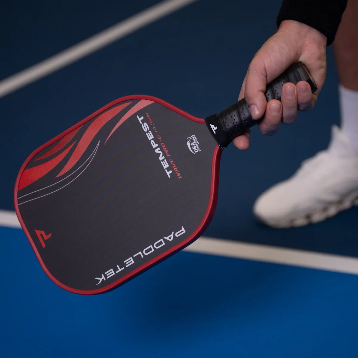 Paddletek Tempest Wave Pro-C 頂級控球碳纖維匹克球拍｜PT-700 單向裸碳面材（Tempest 智慧控球蜂巢、極致放小球 Dink、全域大甜蜜點控球神器）